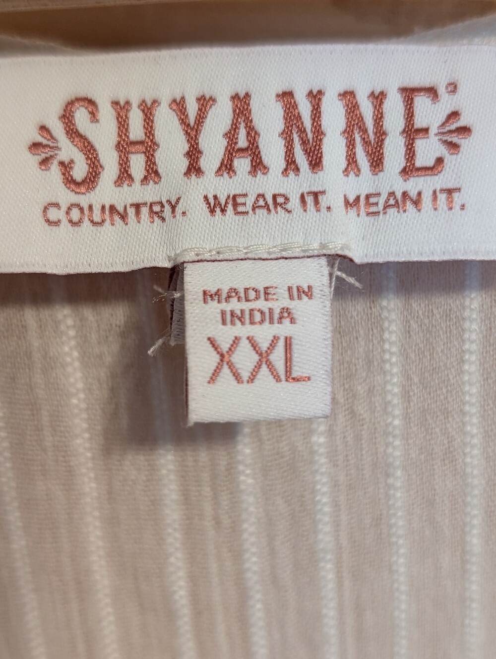 Shyanne Gorgeous Flowy Top *Boot Barn *NWT *2xl - Picture 5 of 6